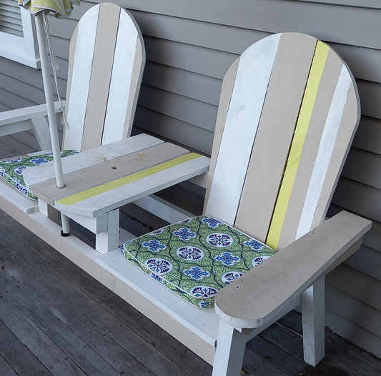 DIY plans to build a Jack and Jill seat with a center table